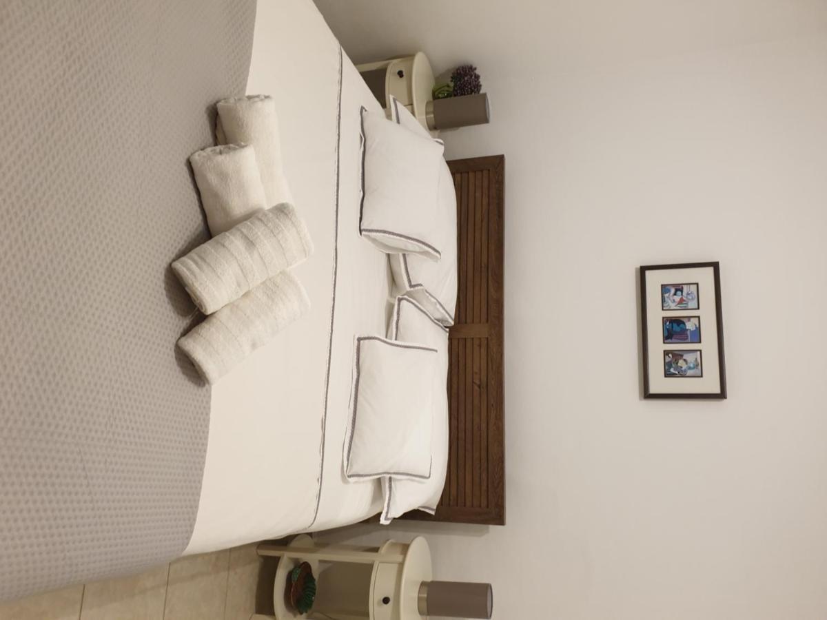 Lemon Tree Hotel Seget Donji ภายนอก รูปภาพ