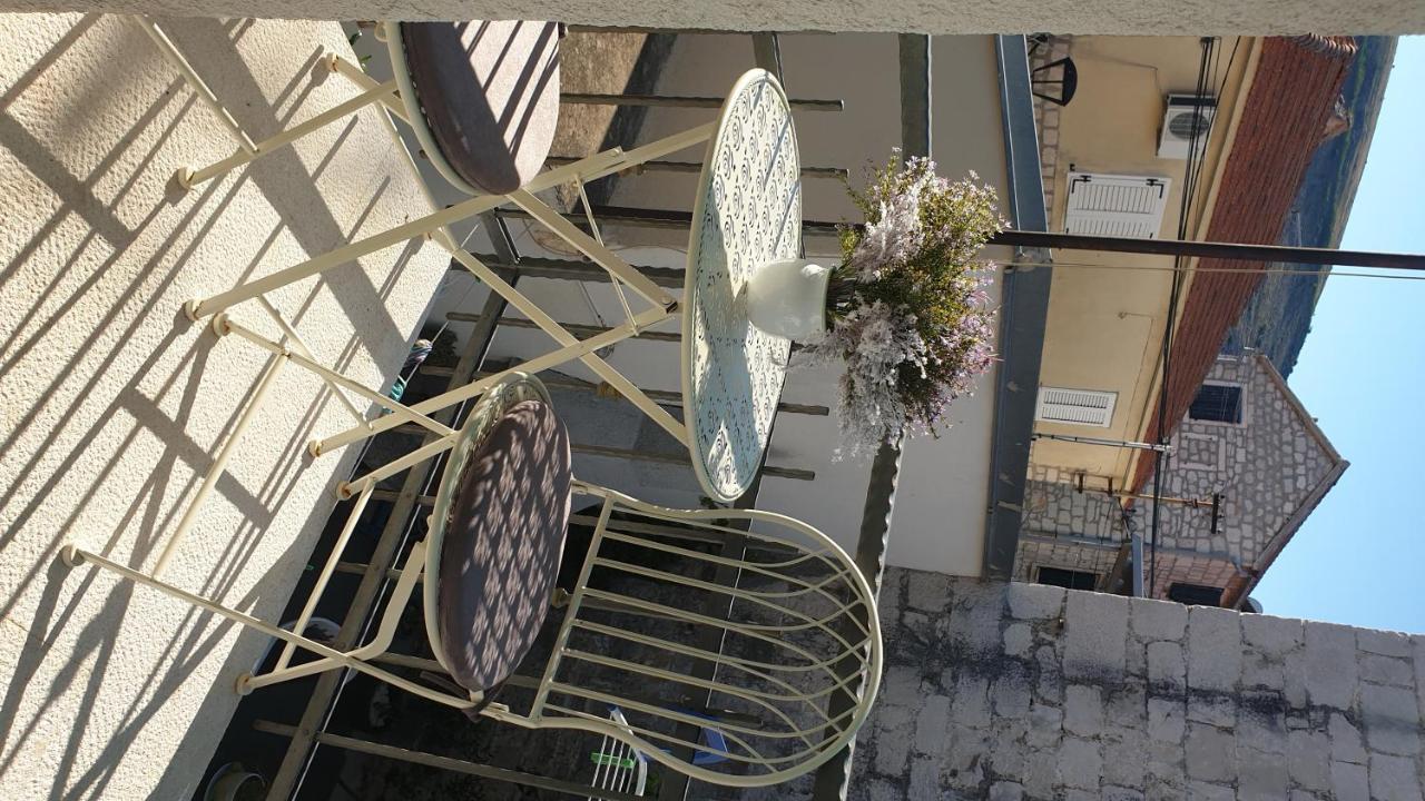Lemon Tree Hotel Seget Donji ภายนอก รูปภาพ