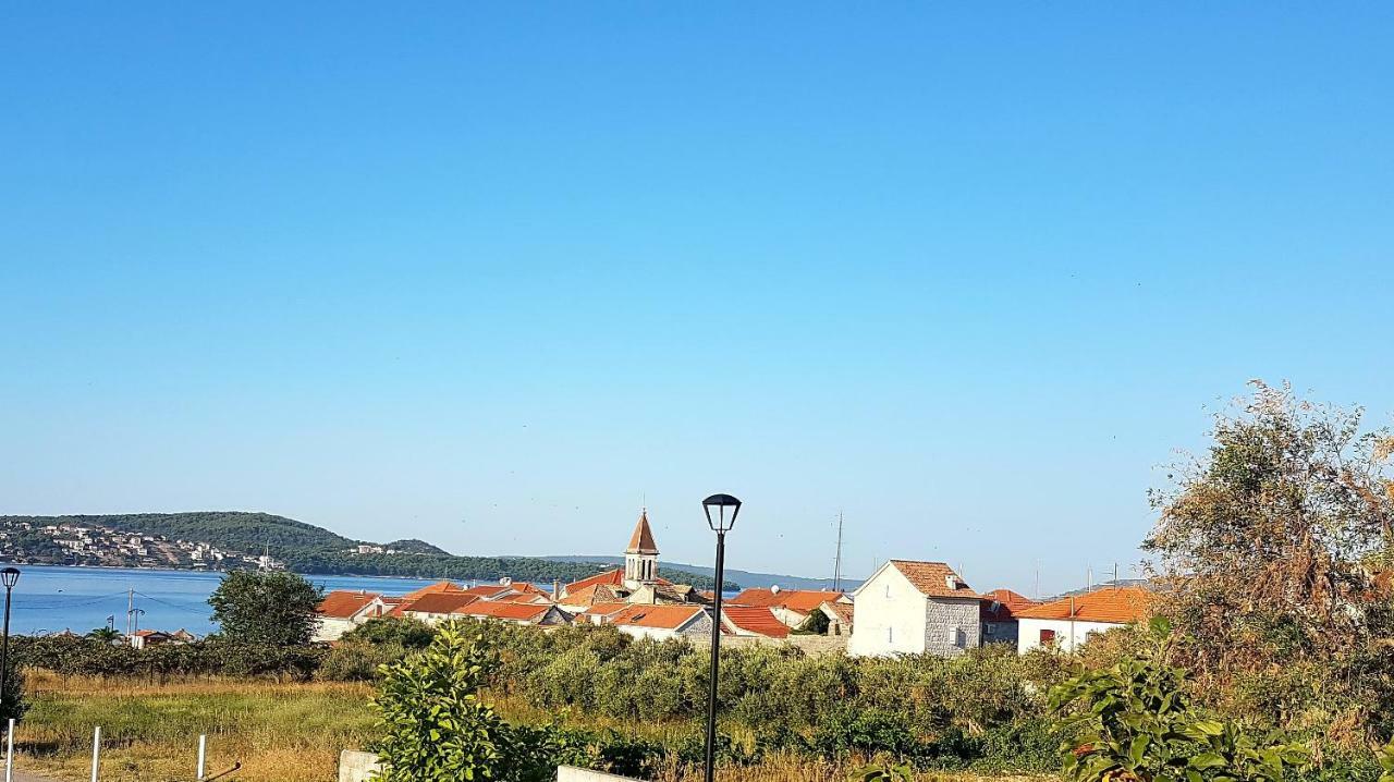 Lemon Tree Hotel Seget Donji ภายนอก รูปภาพ