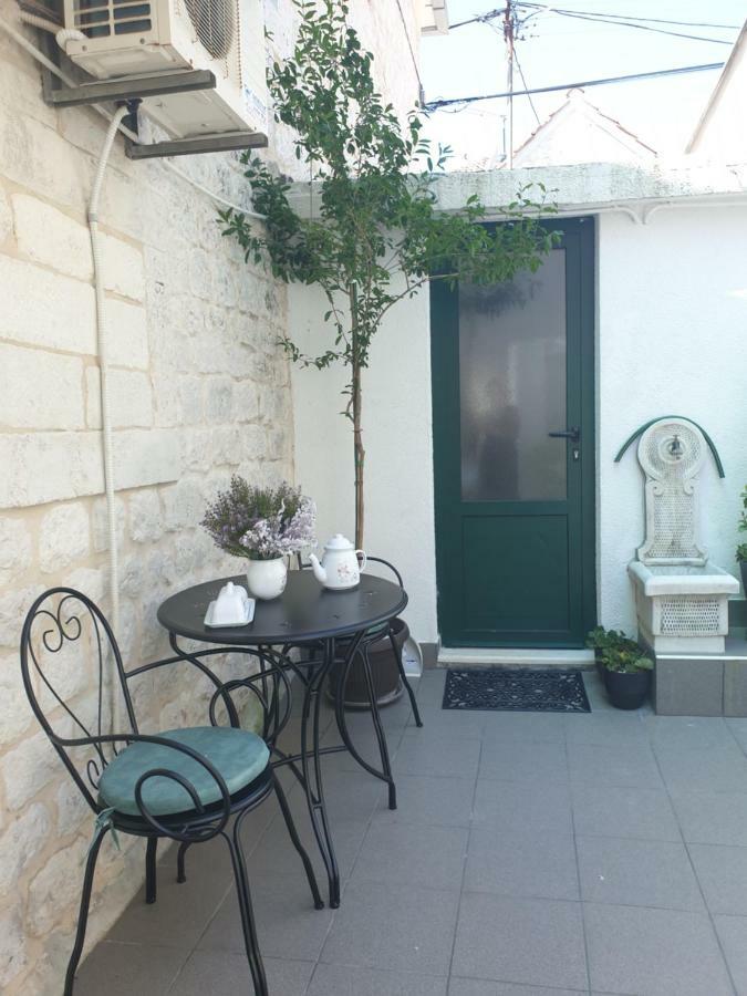 Lemon Tree Hotel Seget Donji ภายนอก รูปภาพ