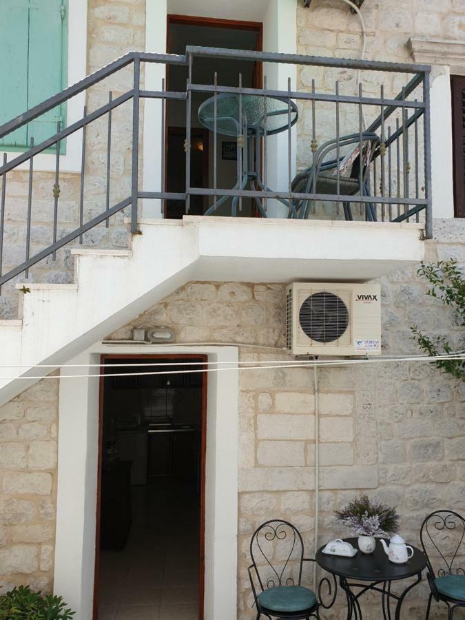 Lemon Tree Hotel Seget Donji ภายนอก รูปภาพ